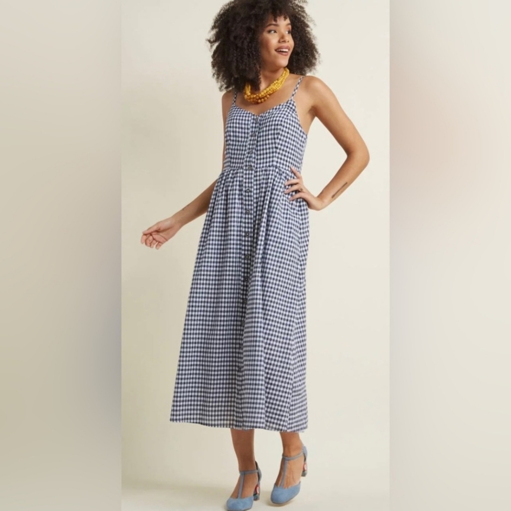ModCloth Blue and White Gingham Midi Dress